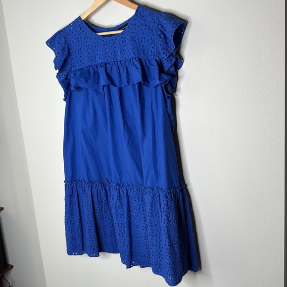 Who What Wear Sleeveless Eyelet Mix Ruffle Dress in Blue Size Large - Picture 4 of 9